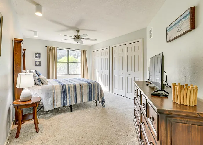 Condo With Lake Views 5 Mi To Branson Strip!
